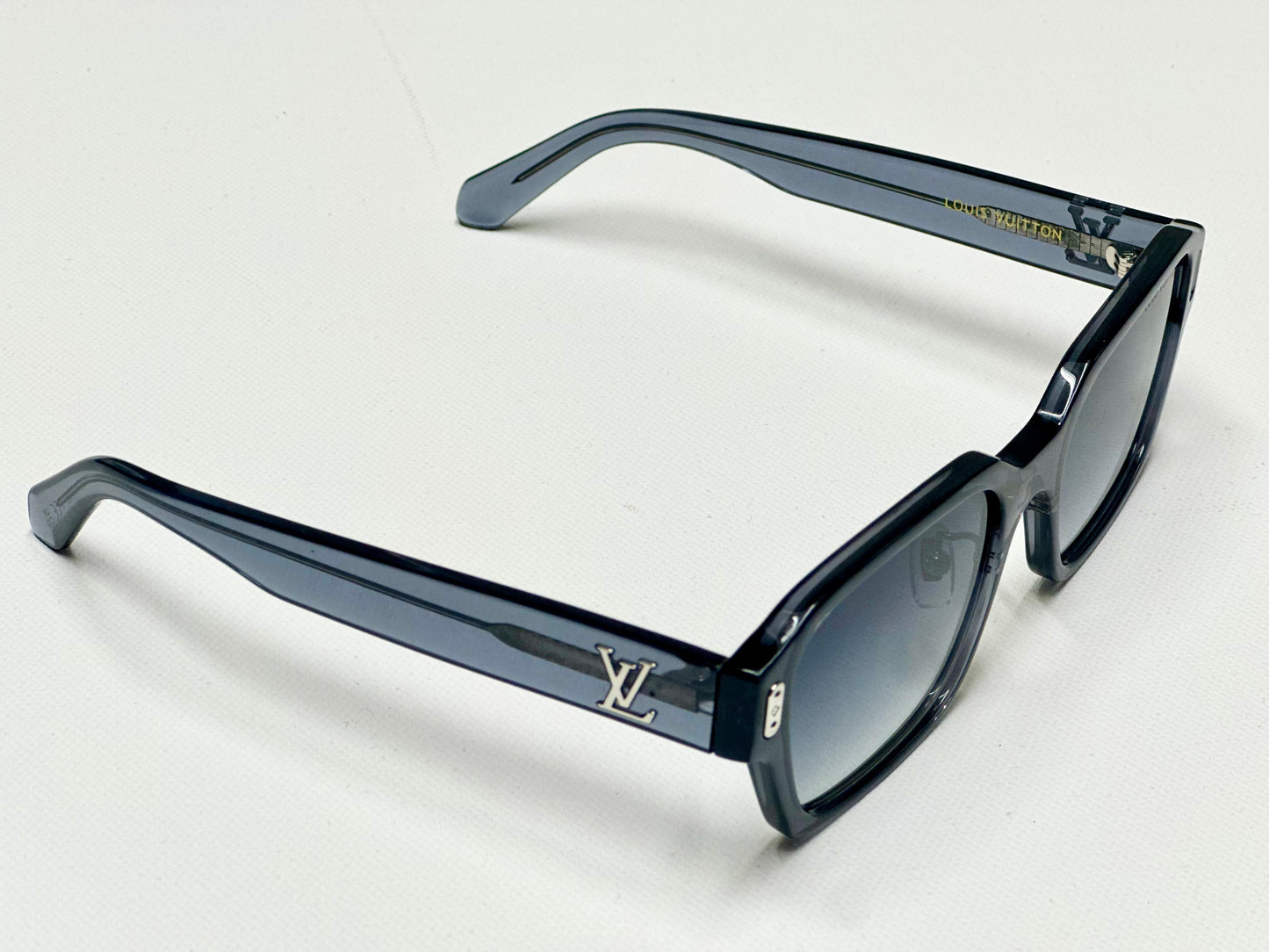 LV Confidence Sunglasses