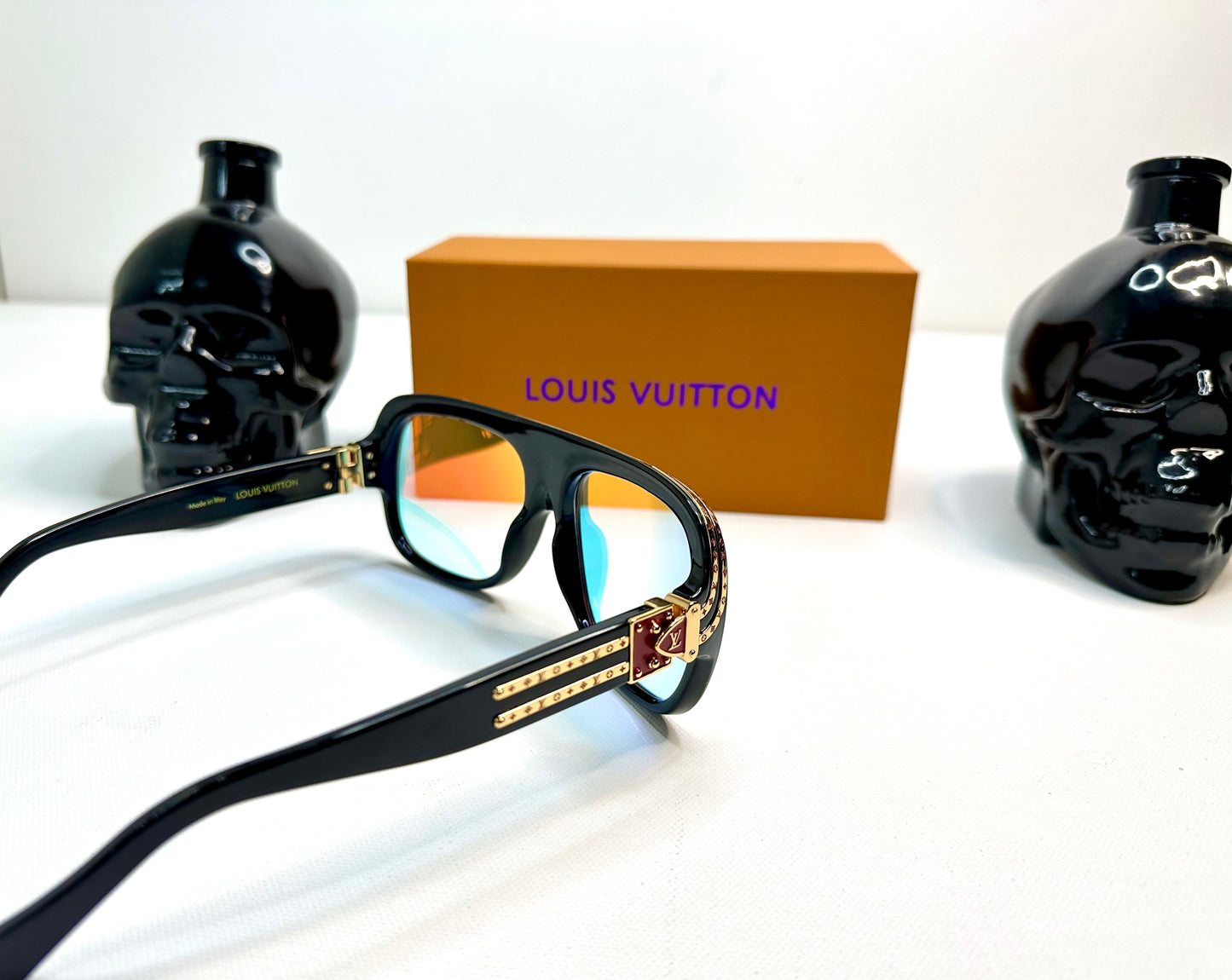 Louis Vuitton 1.0 Milionaires