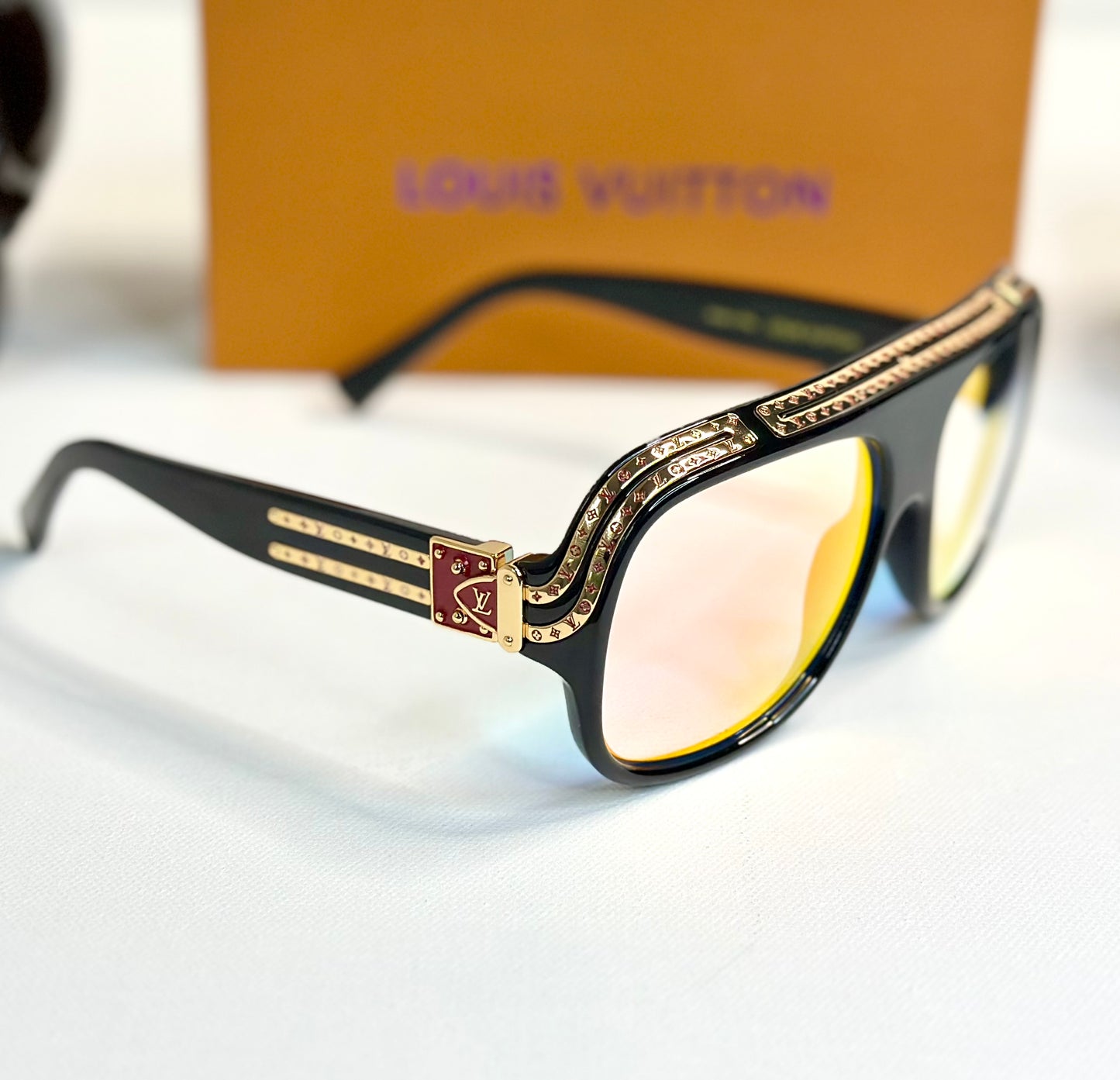 Louis Vuitton 1.0 Milionaires